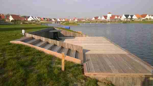 terras met brede trap